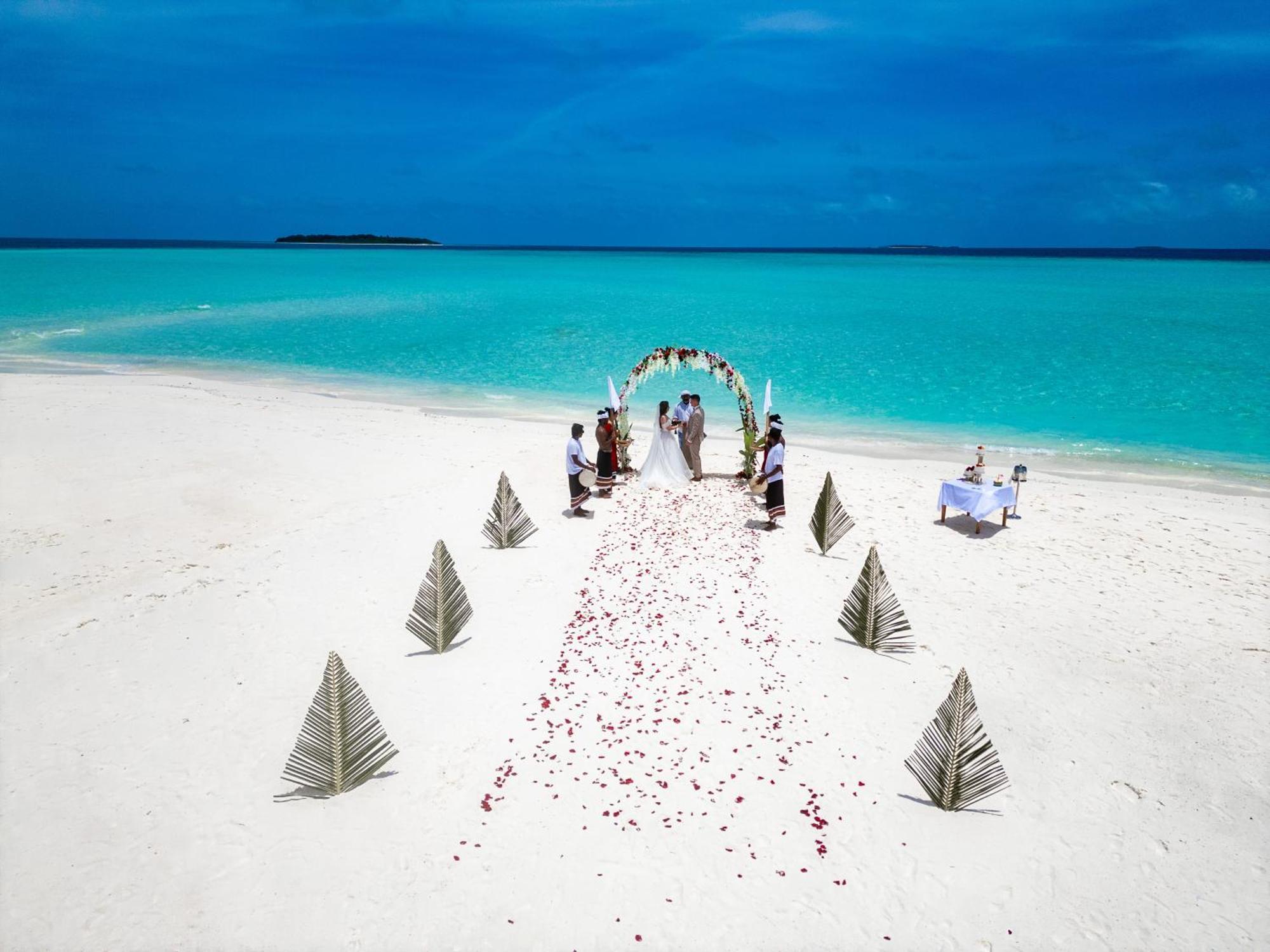 Dhigufaru Island Resort Kudarikilu Exteriér fotografie